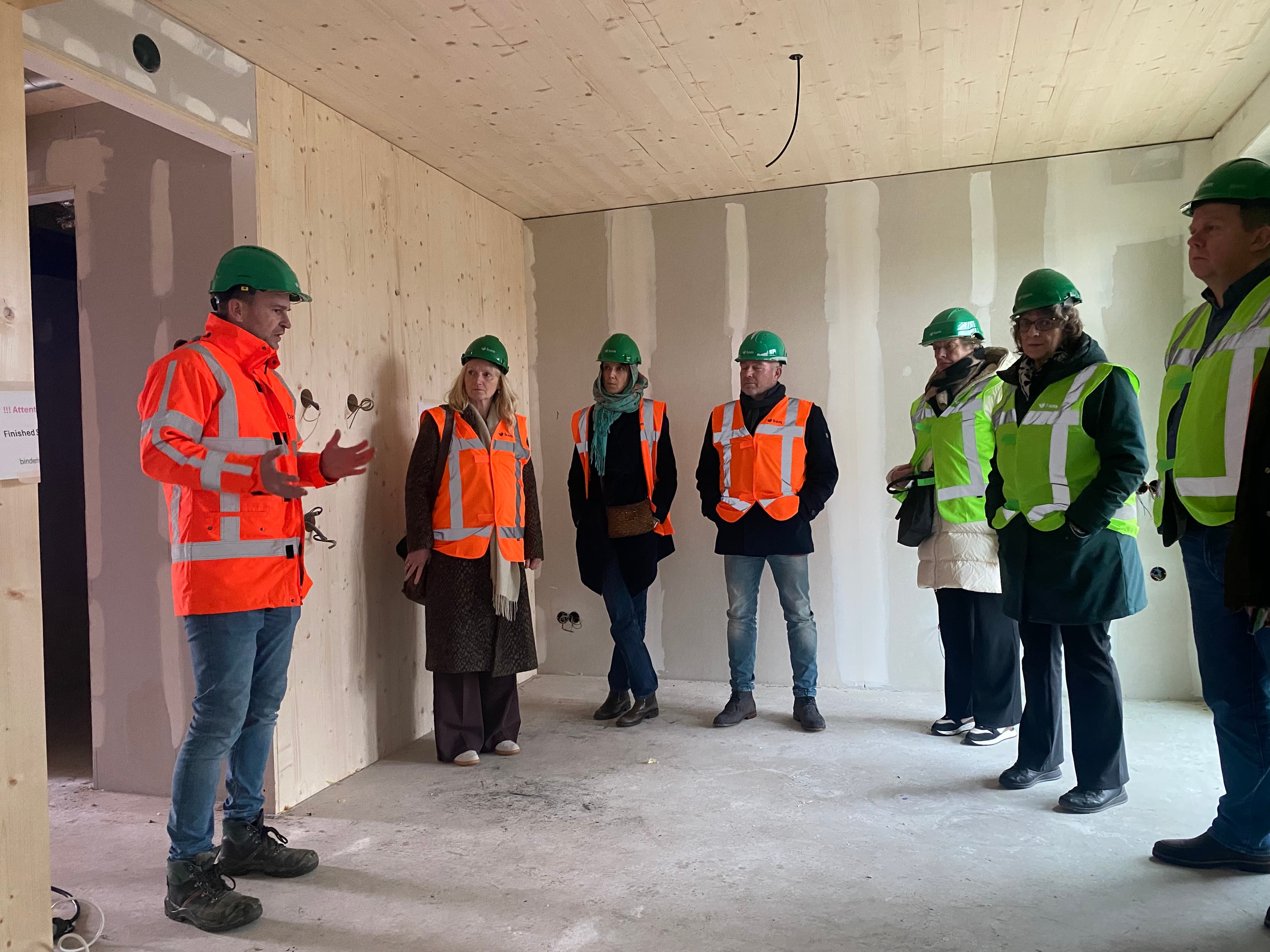 Drentse Bouwstroom-delegatie leert van WoonST in Eindhoven